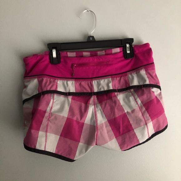 lulu shorts - Picture 1 of 2